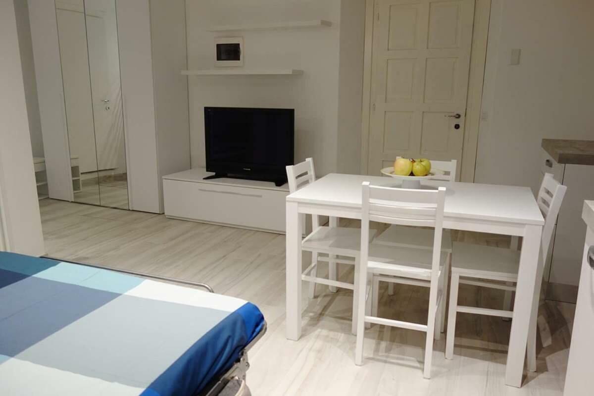 Ca Di Baragett Apartman Mandello del Lario Kültér fotó